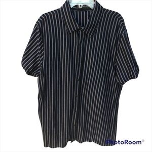 Internacional concepts short sleeve Shirt